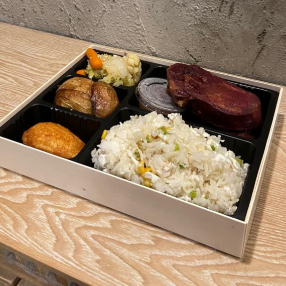 Standard Bento - 香烤厚切咸牛脷 伴 自家製燒汁 配 蛋白菜粒炒飯 ($150/box)